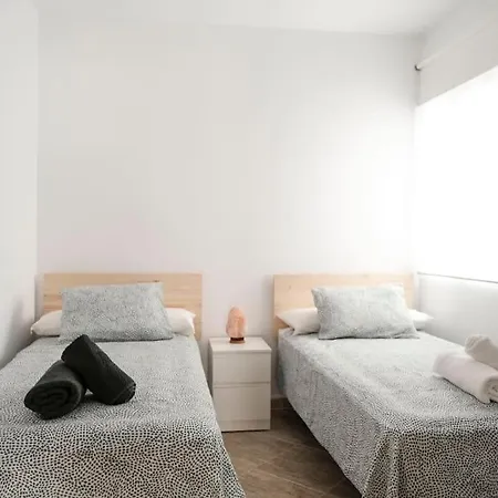 Apartamento A 100m Del Ayuntamiento *