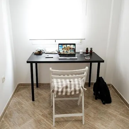 Апартаменты A 100m Del Ayuntamiento *